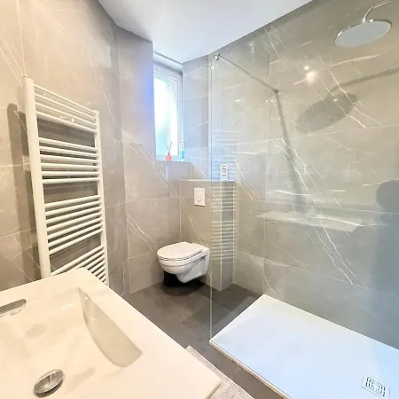 8 Couchages 2 Salle De Bains, 2 Wc 1terrasse *