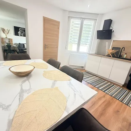 Apartment 8 Couchages 2 Salle De Bains, 2 Wc 1terrasse