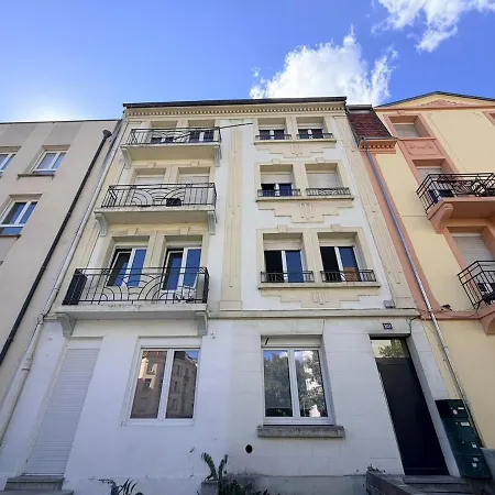 Apartment 8 Couchages 2 Salle De Bains, 2 Wc 1terrasse Metz