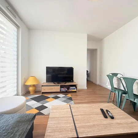 8 Couchages 2 Salle De Bains, 2 Wc 1terrasse Apartment